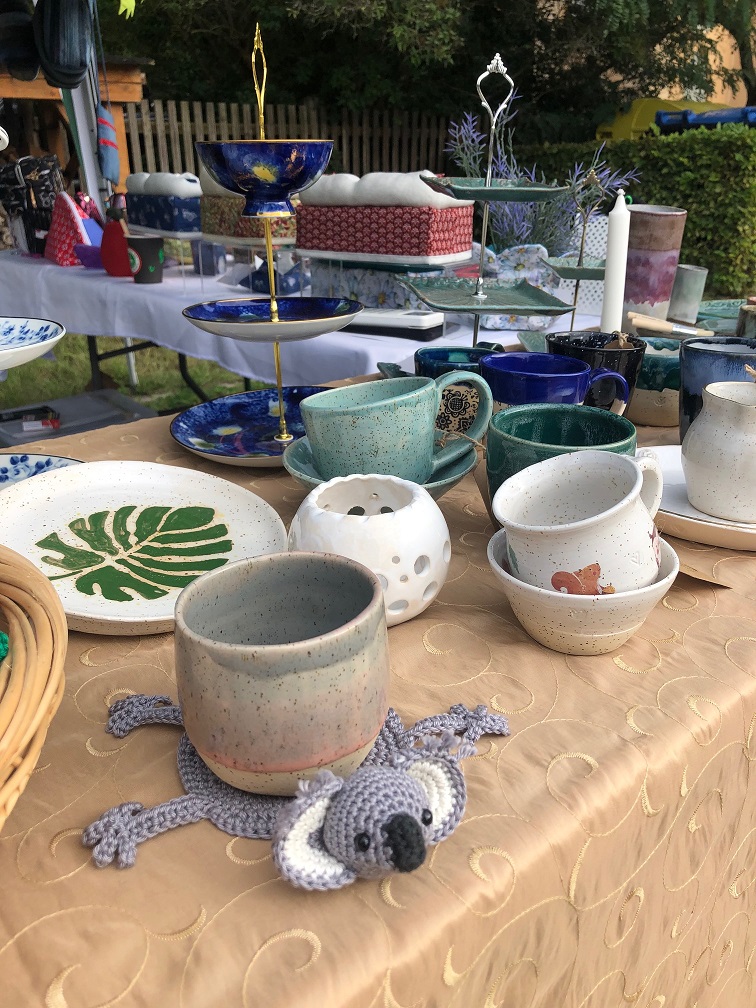 Marktszene bei FachArt mit Besuchern