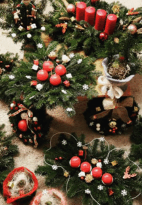 Winterliches Adventsgesteck, -kranz oder Türkranz binden